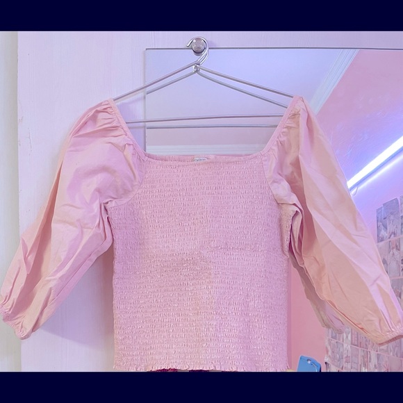 Cover Story smoked top in bubble gum pink colour with puff sleeves - Picture 3 of 5